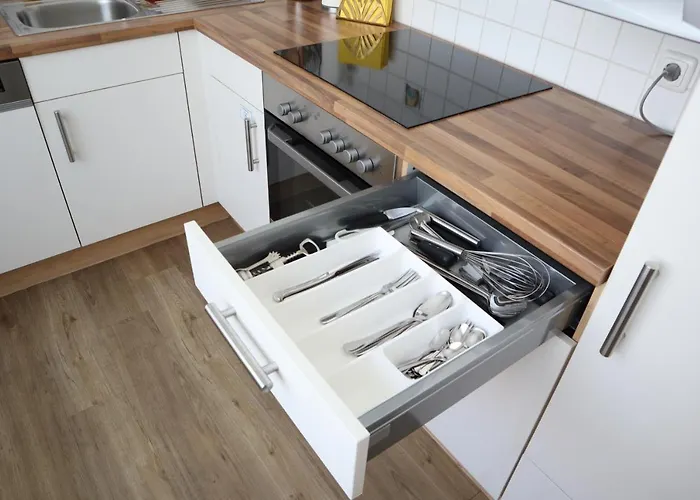 Apstay Station I Self Check-in I Parking Option Štýrský Hradec