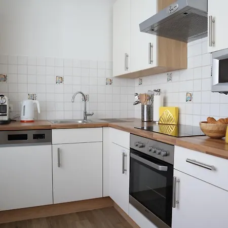 Apstay Station I Self Check-in I Parking Option *