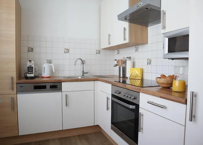 Apstay Station I Self Check-in I Parking Option *