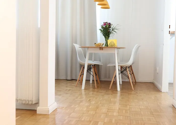 Apstay Station I Self Check-in I Parking Option Апартаменты Грац