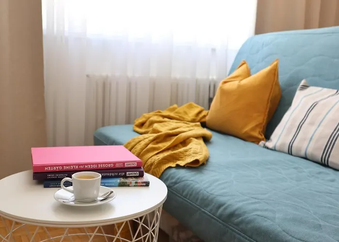 Apstay Station I Self Check-in I Parking Option Грац